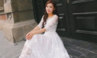 女式遮肉小内搭怎么穿 4个穿法让你回头率百分百