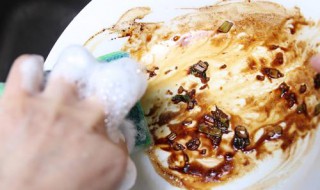 洗洁精怎样做才能更去油 洗洁精怎样提高去油力？