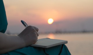 描写祖国大好河山的简洁句子 形容祖国大好河山的短句