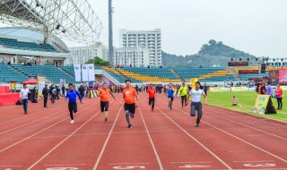 运动会加油稿800米 800米运动会加油稿欣赏