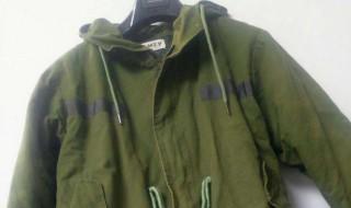 军绿色配什么颜色好看 军绿色怎么搭配好看