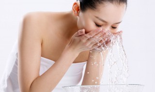 脸部最简单的补水方法 脸部最简单的补水方法推荐