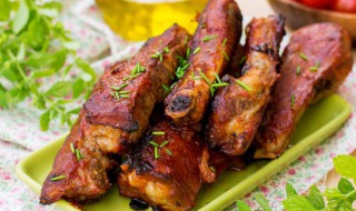 五香卤猪排如何做 五香卤猪排的做法