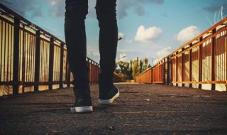 关于桥的唯美句子 有什么关于桥的优美句子