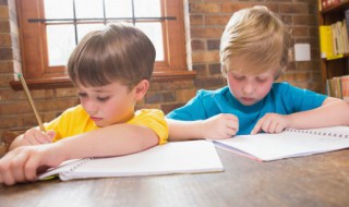 霍金的英文简介 霍金的英文介绍