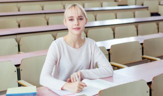 如河伯之观海如井蛙之窥天的意思 如河伯之观海如井蛙之窥天句子的意思是什么