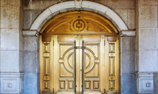 梦见门打不开什么意思 梦见门打不开的寓意