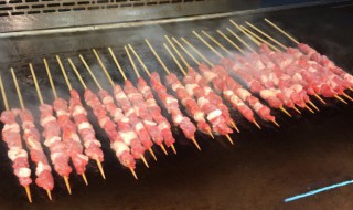 铁板烧烤可以烤些什么 铁板烧烤可以烤的食物