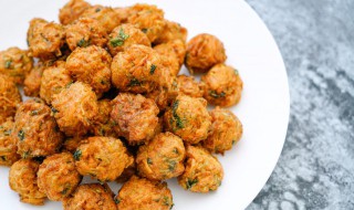 怎么炸萝卜丸子好吃窍门 炸萝卜丸子简单步骤