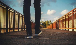 人生感悟的句子正能量 比较正能量的人生感悟句子