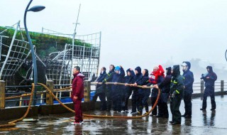 触礁是什么意思 触礁的含义