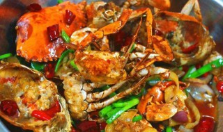 蒜香螃蟹的做法 教你做出大排档的风味