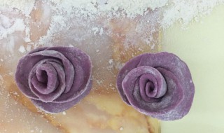 面点玫瑰花骨朵的做法 面点玫瑰花骨朵的制作方法