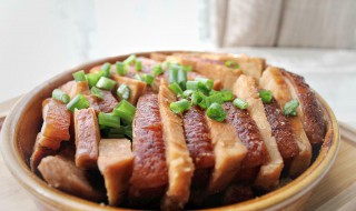 五花肉蒸香芋怎么做 五花肉蒸香芋的制作方法