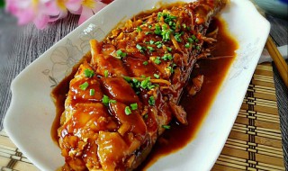 怎样烧剥皮鱼 这样做非常好吃