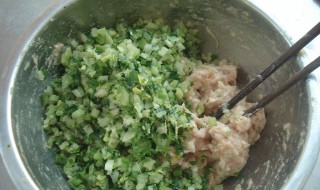 羊肉芹菜馅怎么调好吃 送给爱吃的你