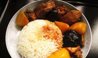 鸡腿盖浇饭家常做法 大家可以了解一下