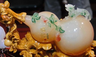 树脂合成玉特点 怎么鉴定树脂