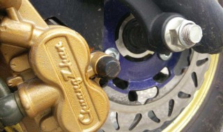 电动车碟刹安装 如何给电动车安装碟刹