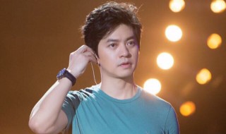 黑黑的头发是什么歌名 黑黑的头发是《西夏之歌》