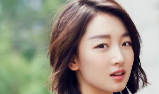 周冬雨多高 原来这是她的身高