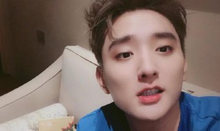 于小彤是富二代吗 家里是做什么的？