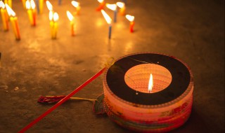 烧香必须点蜡烛吗 这些你应该知道