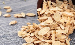 白梅花和黄芪炒山楂一起泡水喝 这些功效你都知道吗