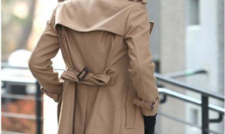 风衣背后打结方法分解 你知道吗