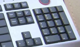 电脑键盘的按键漆掉了怎么办 电脑键盘掉漆了怎么补