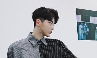 男生衬衫配什么发型 穿白衬衫要搭配什么发型