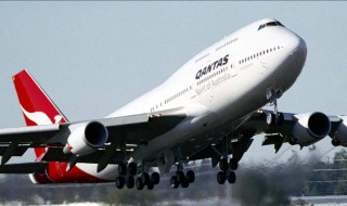 飞机挡风玻璃为什么破 玻璃有说明防护系统