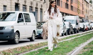 白色阔腿裤搭配 学会这些你也可以变得很时尚