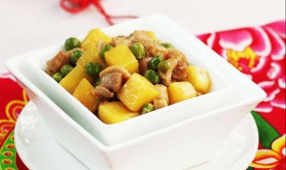 凤梨炒鸭丁做法图解 很有特色的一道菜