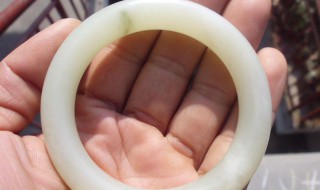 男人可以戴玉镯子吗 真相原来是这样