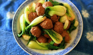 牛肉丸子烩菜做法 牛肉丸子烩菜怎么做