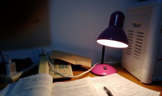 护眼灯怎么选 有什么挑选的技巧呢