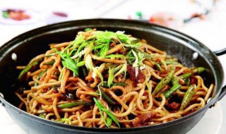 茶树菇焖面做法步骤 怎么做茶树菇焖面