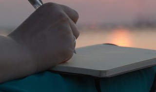 有妈就有家的心情短语 妈在家在的说说