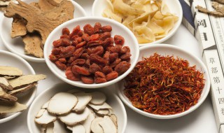 枸杞酒哪些人不能喝 枸杞酒不适合什么人喝