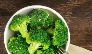 水煮西兰花要煮多久 水煮西兰花要煮多长时间