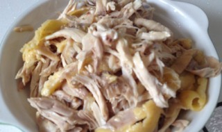 秘制手撕鸡怎么做 如何做秘制手撕鸡