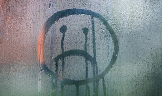 卑微的句子 有什么比较卑微的句子