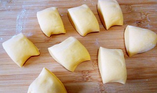 红豆方包制作方法 红豆方包的做法