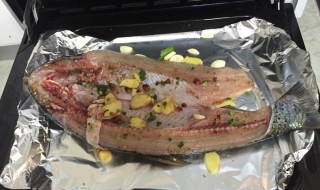 用烤箱如何做烤鱼 用烤箱做烤鱼的方法