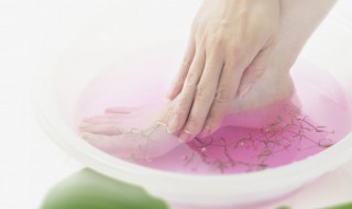 泡脚的简短句子 泡脚的简短句子有哪些