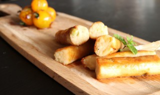 如何做麻辣火腿肠 制作的步骤有哪些