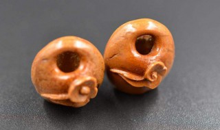 桃枝辟邪用方法 桃枝辟邪方法如下