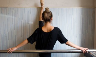 练一字马最简单的方法 具体需要怎么练习