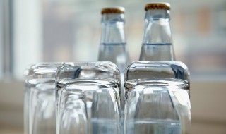 敬往事三杯酒经典语录 敬往事三杯酒经典语录举例